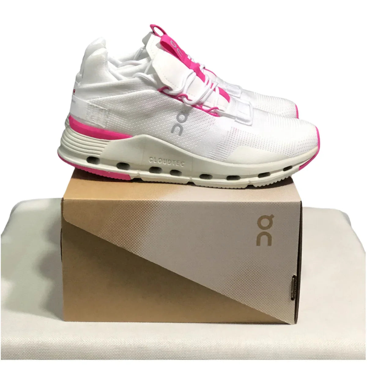 On Cloudnova Men's White/Pink