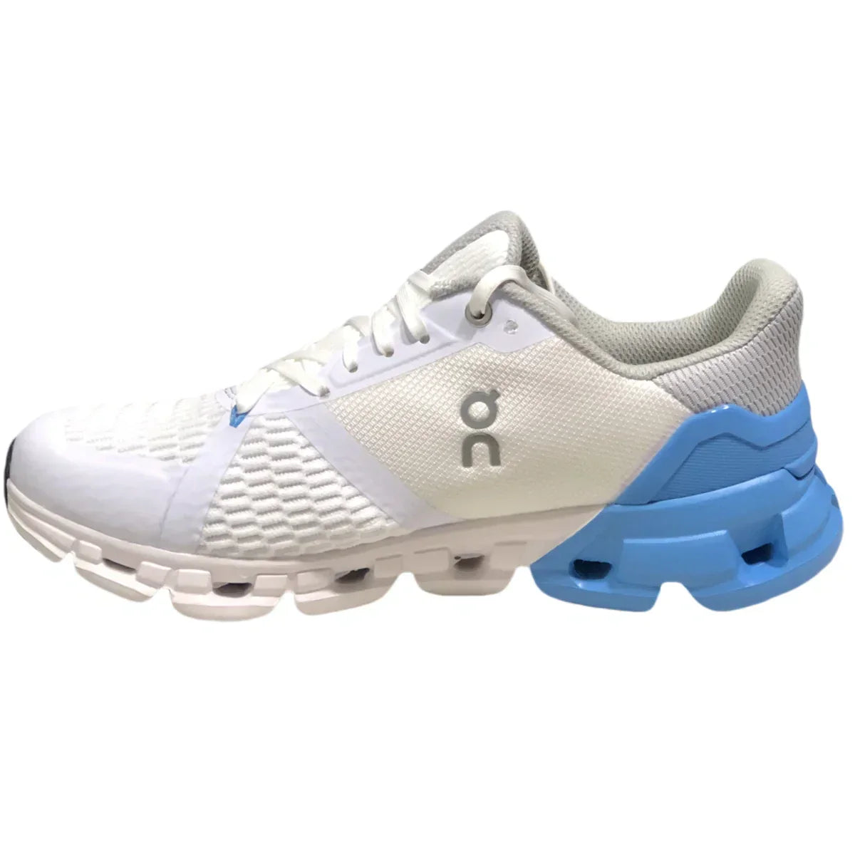 On Cloudflyer 3 /Women’s /White and blue