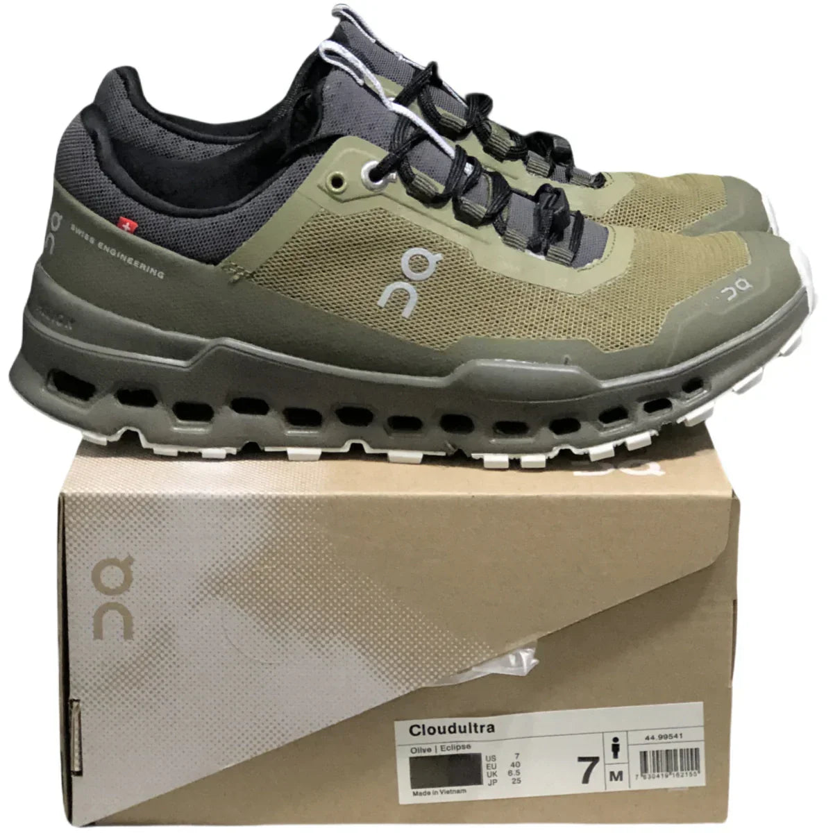 On Cloud Ultra  women’s olive-green