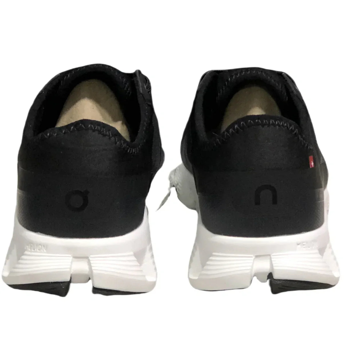 On Cloud X 3 Ad Women’s Black and white