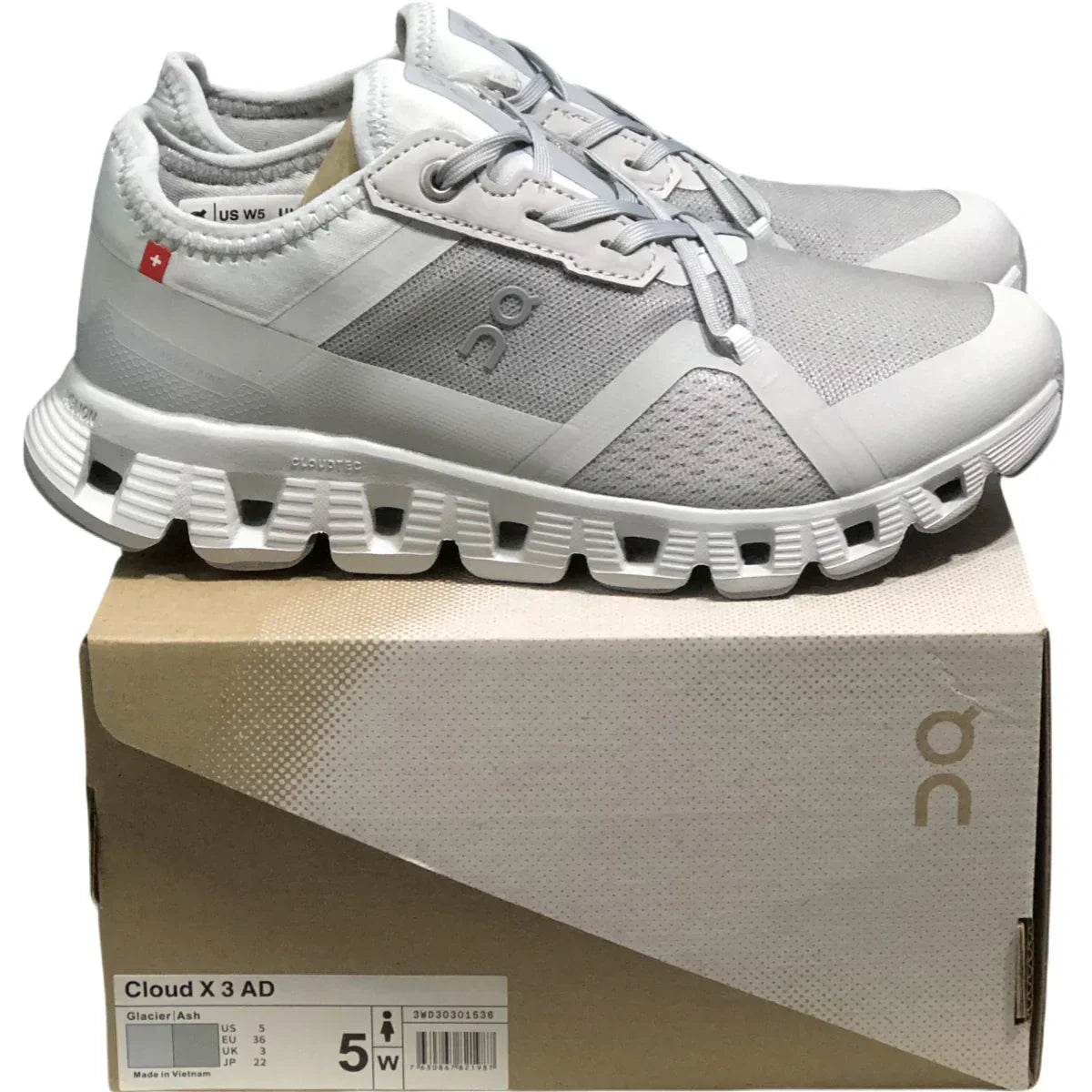 On Cloud X 3 Ad Women’s Glacier ash alloy ash