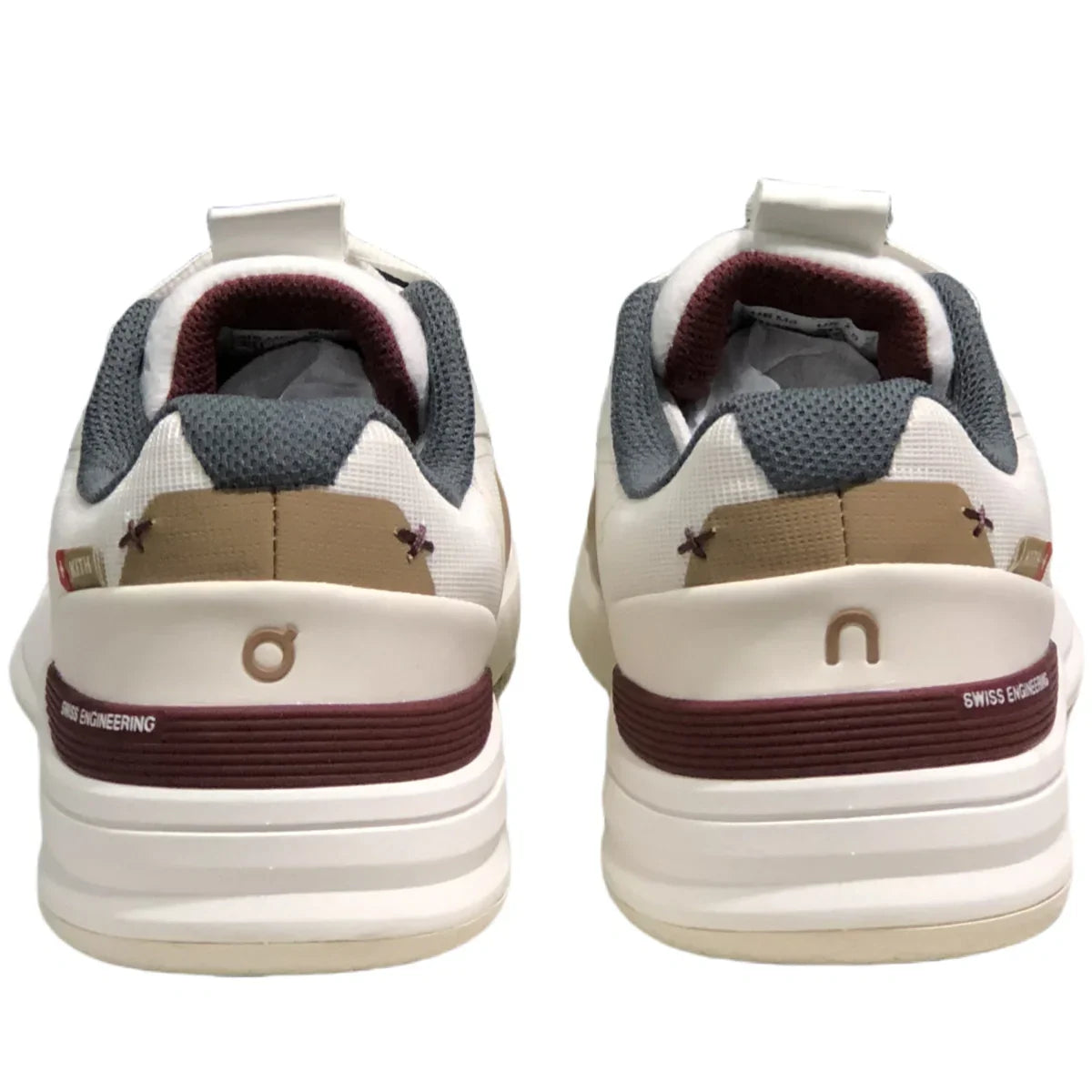 On The Roger Pro Women's Beige/Burgundy