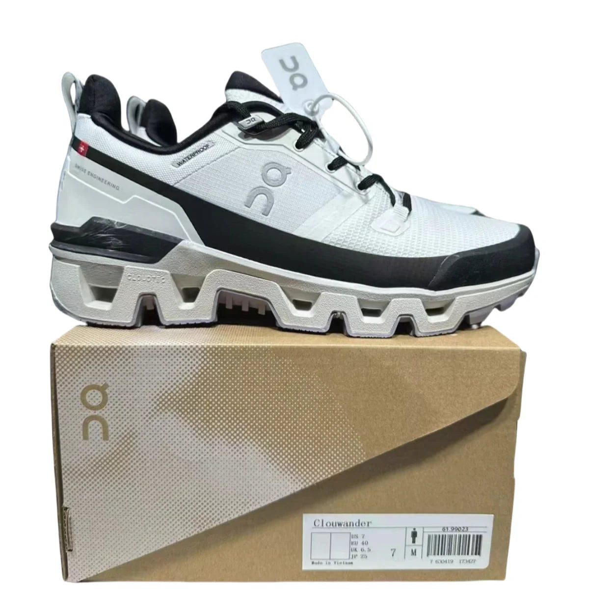 On Cloudwander Waterproof Women's Black/White