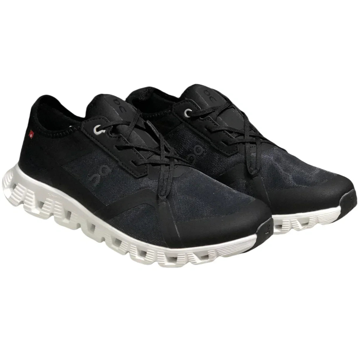 On Cloud X 3 Ad Women’s Black and white