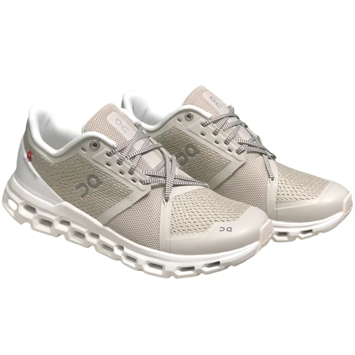 On Cloudstratus Women's Pearl white