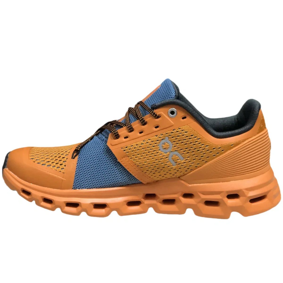 On Cloudstratus Women's orange-blue